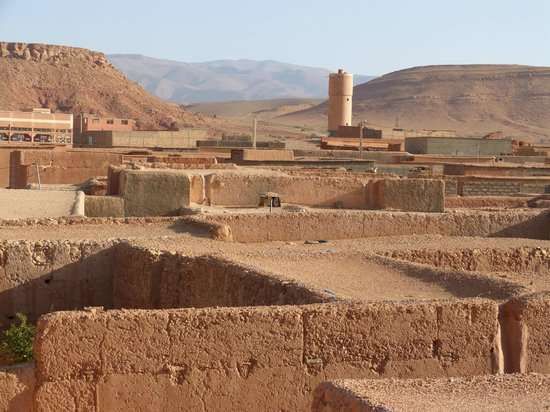 Exploring the Journey from Dadès Valley to Tinghir: A Guide to Morocco’s Desert Wonders